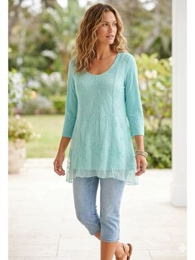 Soft Surroundings Seafoam Aqua blue Embroidered Scoop Neck Tunic